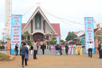 Lễ khánh thành nhà thờ Giáo xứ Vinh Quang