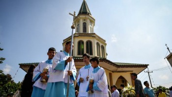 Tiếng chuông thánh đường