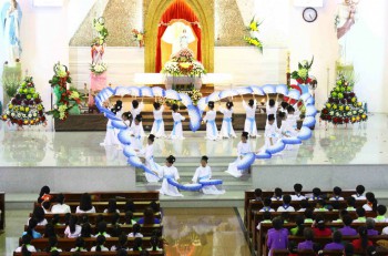 DÂNG MẸ MÙA HOA