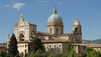 Chương trình ĐTC viếng thăm Assisi