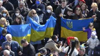 ĐTC kêu gọi chấm dứt cuộc chiến ở Ucraina