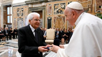 ĐTC trao giải thưởng Phaolô VI cho Tổng thống Ý