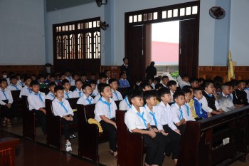 GX Vinh Quang bế giảng năm học giáo lý