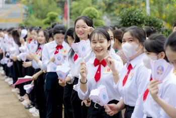 GX Hòa Nam -Thánh lễ ban Bí tích Thêm sức