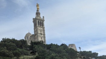 ĐTC viếng thăm Marseille vì hòa bình