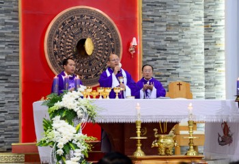THÁNH LỄ AN TÁNG  BÀ CỐ ANNA ĐINH THỊ PHƯỢNG