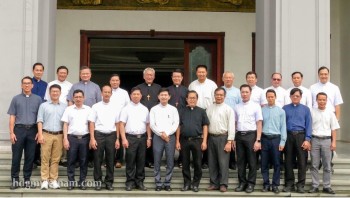 Ủy ban Phụng tự: Họp Mặt tại Tòa Giám Mục Phát Diệm