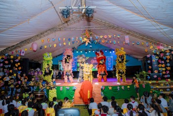 Giáo xứ Vinh Hương: Tết Trung Thu