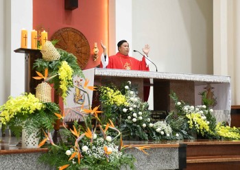 Gx. Vinh Hương: Lễ Thánh Luca
