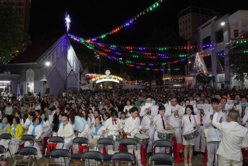 Thánh lễ Đêm Giáng Sinh tại Nhà thờ Chính Tòa