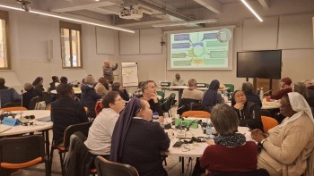 Đức Thánh Cha mời gọi các nữ tu