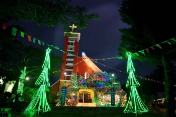 Hang đá Giáo họ Thanh Lâm