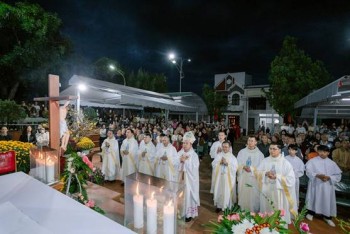 GIÁO XỨ THÁNH LINH: LỄ ĐỨC MẸ LỘ ĐỨC