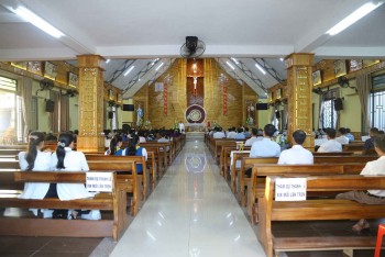 Giáo họ Trinh Vương: Lễ Tất niên