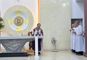 Từ Dấu Tro Đến Đổi Mới Tâm Hồn.