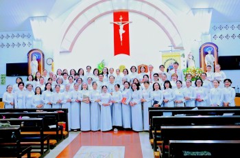 Gx Thánh Tâm: Thánh lễ kính Thánh Catarina