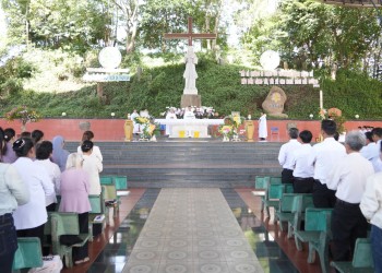 Giáo họ Thanh Sơn: Lễ Kính Lòng Thương Xót
