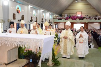 GX Châu Sơn: Thánh lễ Tạ ơn hồng ân Giám mục