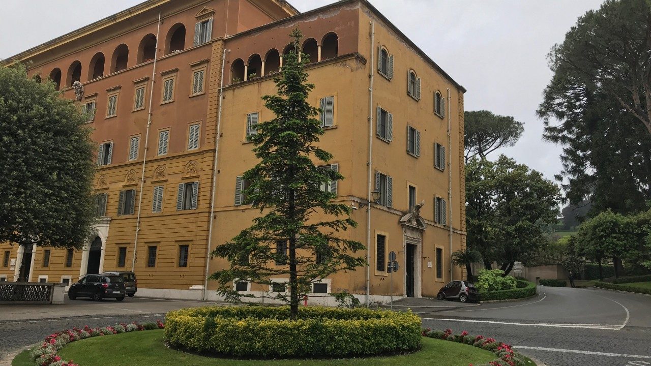 Tòa án Vatican xét xử vụ bê bối tài chính