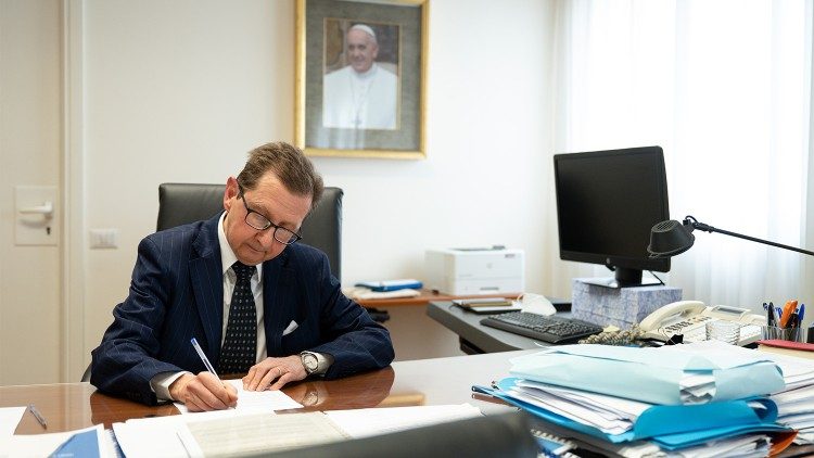Sứ vụ Văn phòng Tổng Kiểm toán Vatican