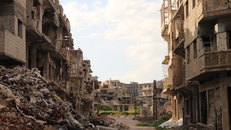 Hậu chiến tranh, Syria suy sụp kinh tế