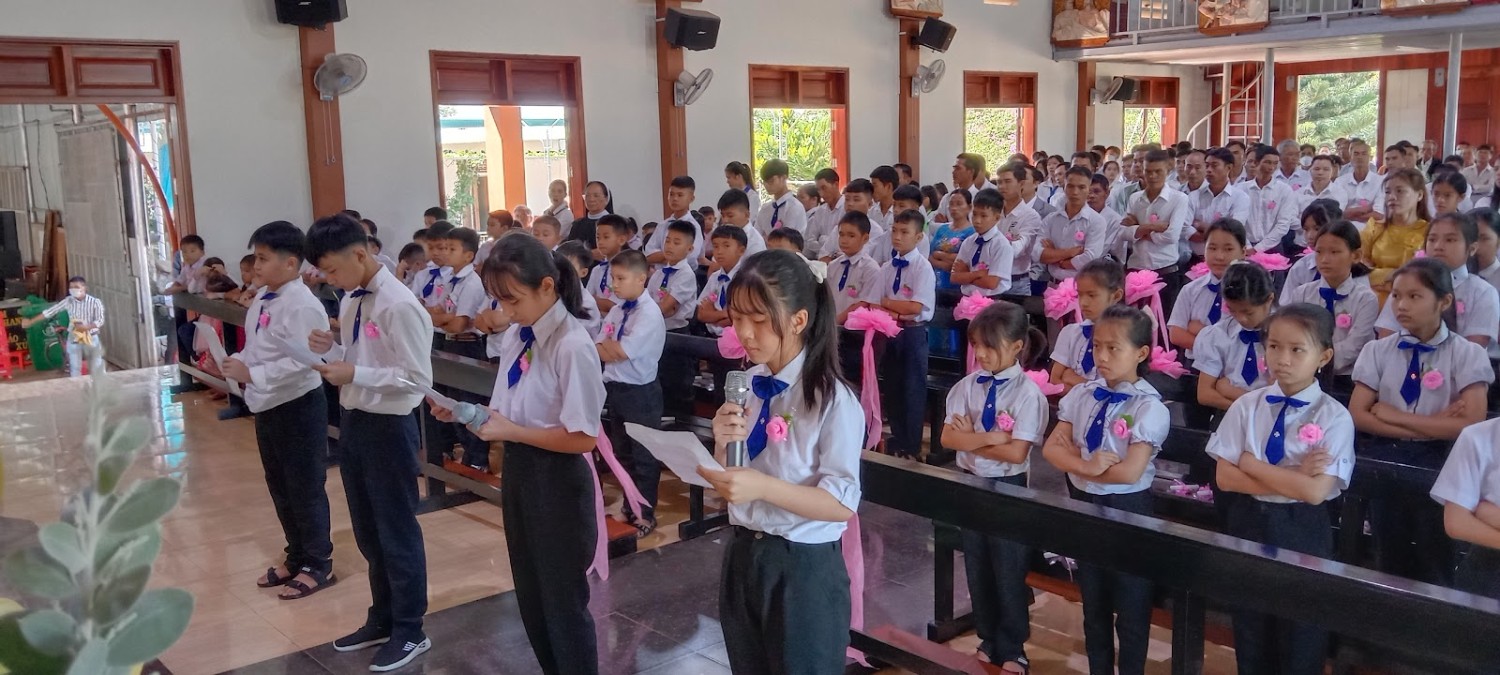 GX Phú Xuân: Hồng ân Thánh Thể