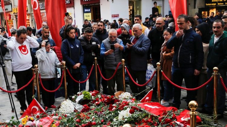 Chia buồn đến các nạn nhân vụ nổ ở Istanbul