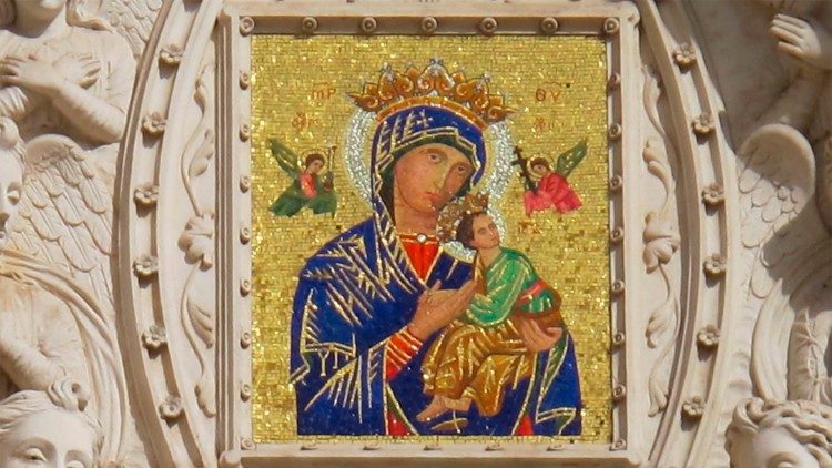 Kiệu ảnh Đức Mẹ Hằng Cứu Giúp tại Roma