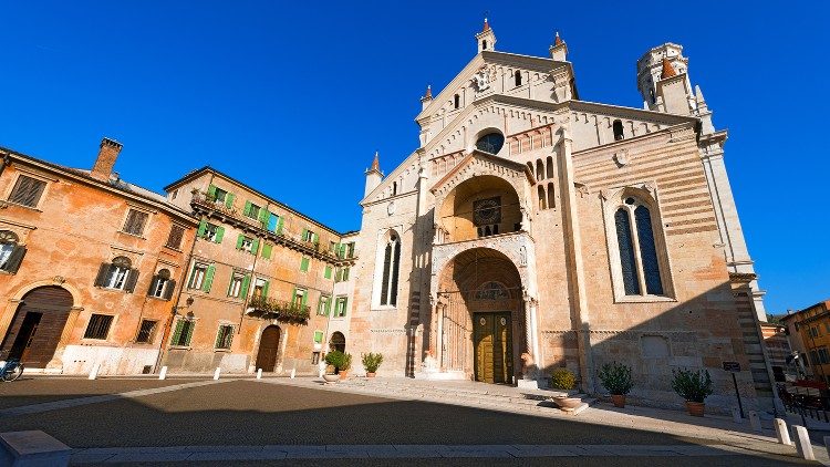 ĐTC sẽ viếng thăm thành phố Verona của Ý