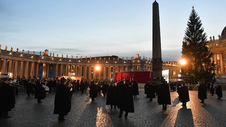 Vatican Khánh thành Hang đá Giáng sinh
