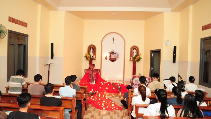 Giới Trẻ GX Long Điền: Buổi Cầu Nguyện Taizé