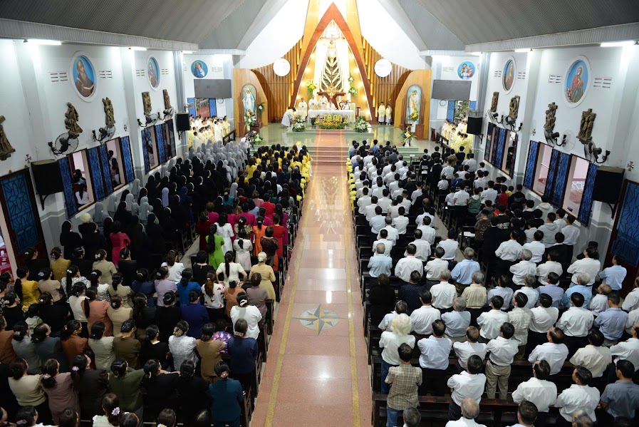 GX Châu Sơn: Thánh Lễ Tạ Ơn Kim Khánh Tu Dòng