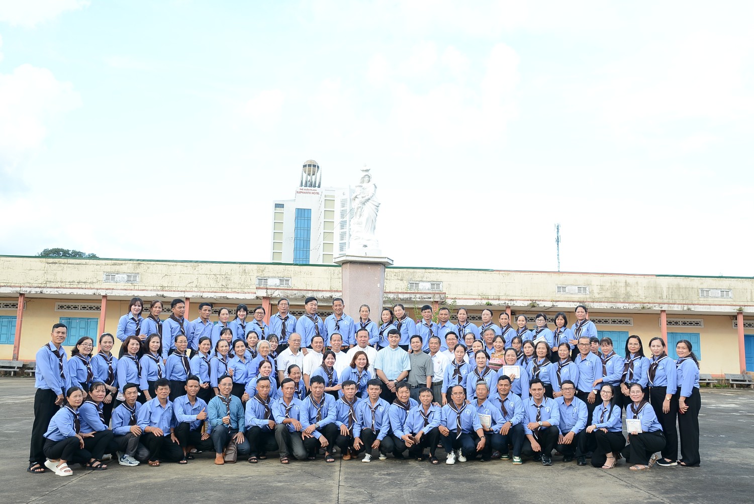 Bế Giảng Lớp Giáo Lý Nòng Cốt 6