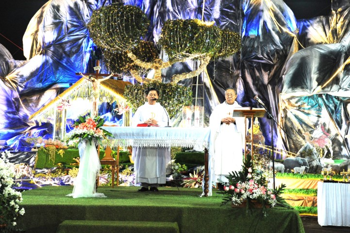 Giáo xứ Thổ Hoàng : Mừng Đại lễ Chúa Giáng Sinh