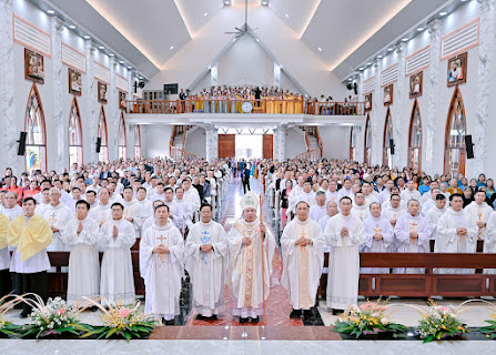 Khánh Thành Nhà Thờ Giáo Xứ Thuận Tâm