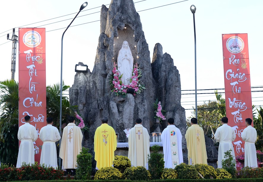 Gx Châu Sơn: Thánh Lễ Tân Niên Xuân Bính Ngọ