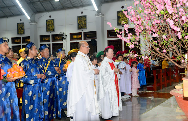 GIÁO XỨ XỮNG LẠC: THÁNH LỄ MÙNG 2 TẾT BÍNH NGỌ