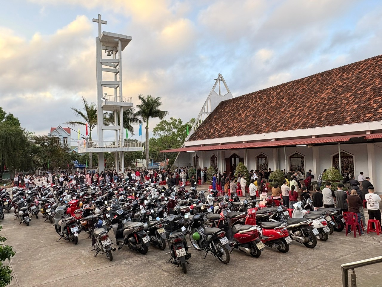 Giáo Xứ Kim Mai: Thánh Lễ Mùng 2 Tết.